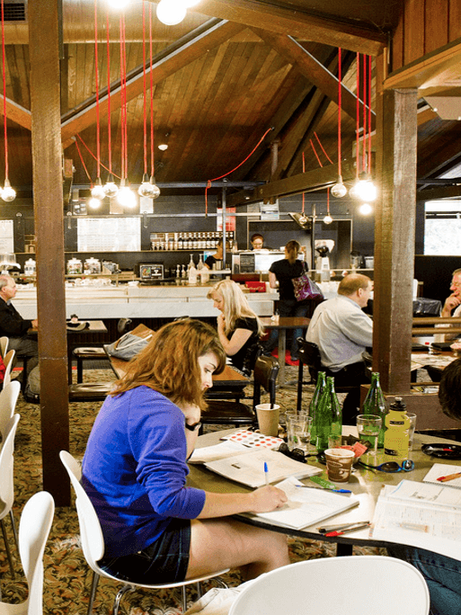 Café auf dem Campus der University of Newcastle in Australien