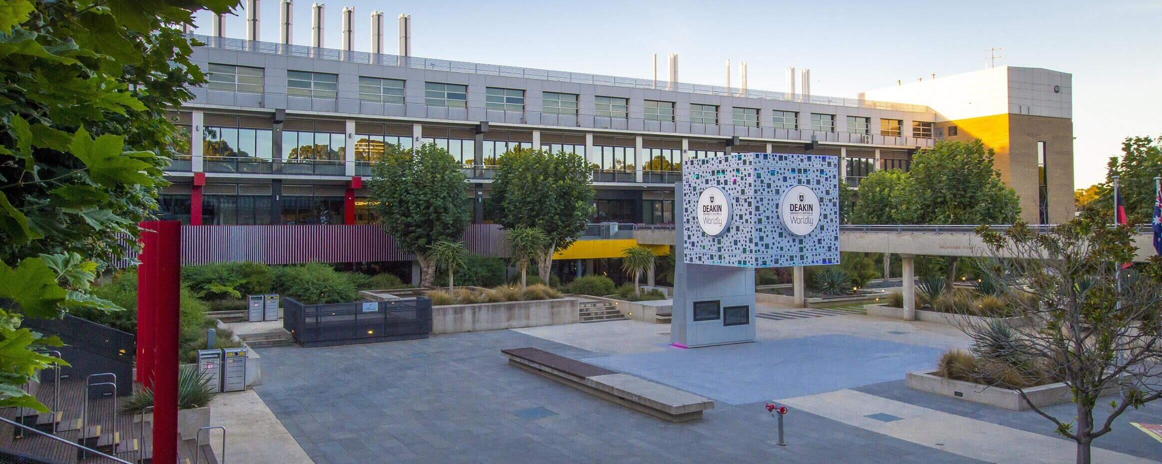 The Cube auf dem Courtyard des Waurn Ponds Campus der Deakin University